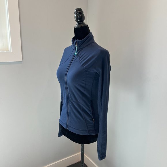 ⭐️ 2/$20 Lululemon Navy Zip Up Light Jacket/Sweater - Picture 3 of 6